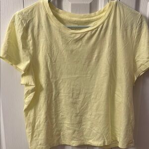 Universal Thread Women Yellow Tee